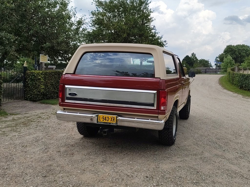 Ford Bronco Eddie Bauer Edition | 1985, foto 10
