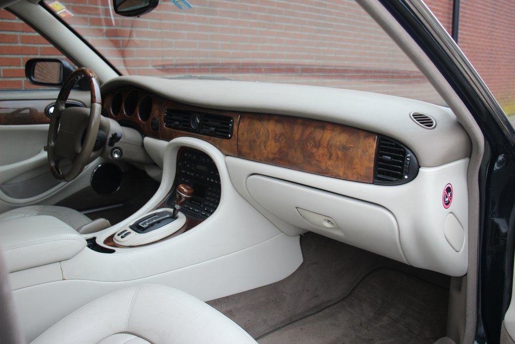 Jaguar XJ8 4.0 | 2000, foto 10