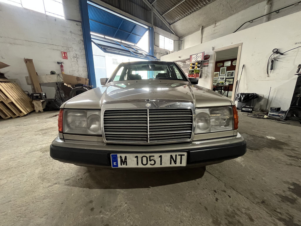 Mercedes-Benz 300 E-24 | 1992, foto 3