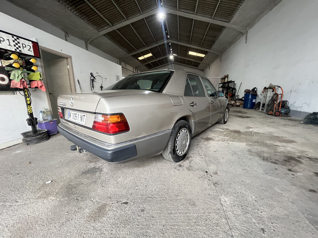 Mercedes-Benz 300 E-24 | 1992, foto 7