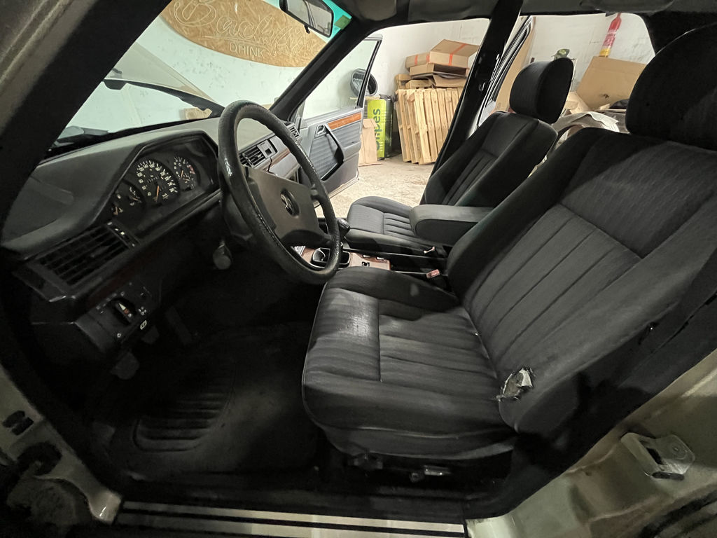 Mercedes-Benz 300 E-24 | 1992, foto 10