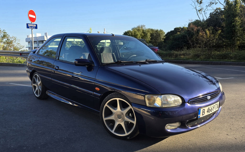 Ford Escort RS2000 F1 Edition | 1996, foto 1