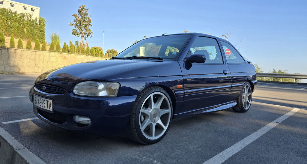 Ford Escort RS2000 F1 Edition | 1996, foto 3