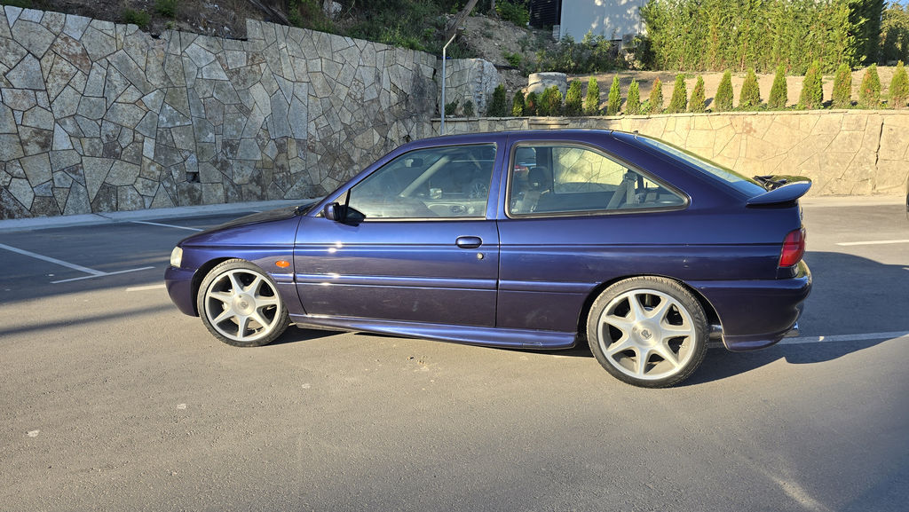 Ford Escort RS2000 F1 Edition | 1996, foto 4