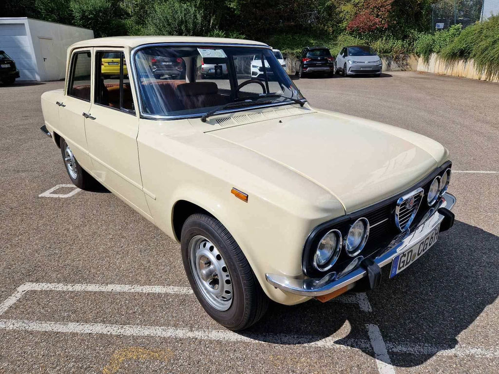 Alfa Romeo Giulia Nuova Super 1300, foto 4