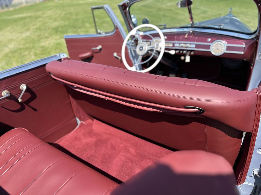 Packard One-Twenty Cabriolet Sedan | 1940, foto 2
