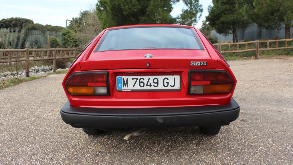 Alfa Romeo GTV 2.0, foto 8