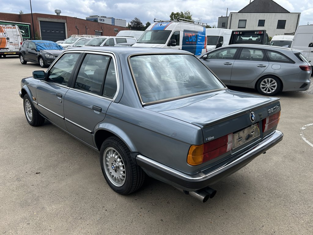 BMW 318i | 1988, foto 3
