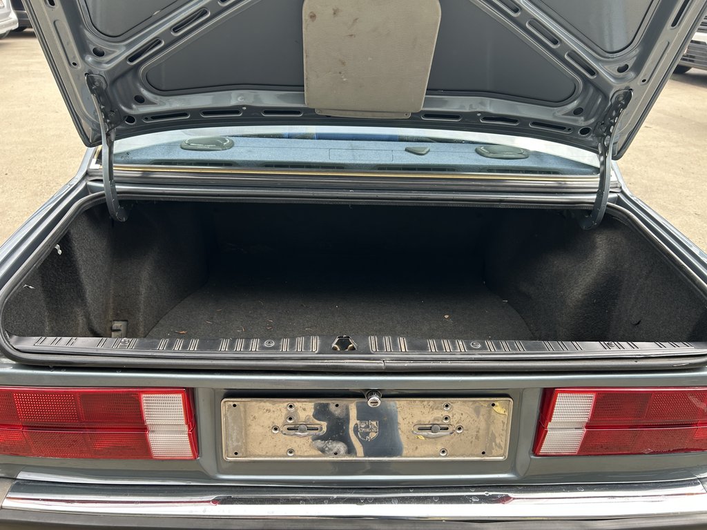 BMW 318i | 1988, foto 5