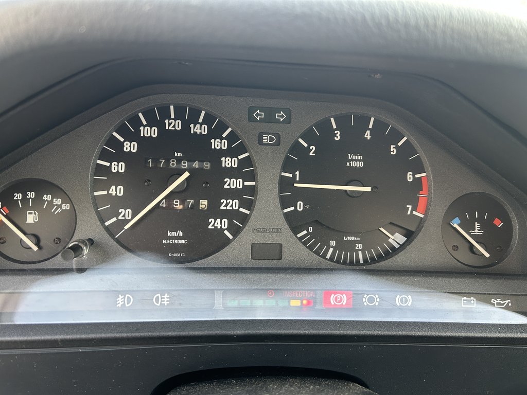 BMW 318i Touring | 1993, foto 9