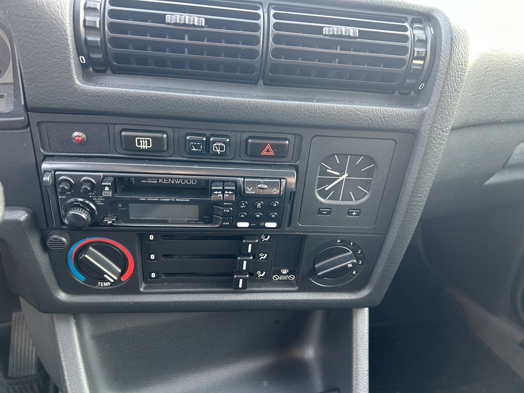 BMW 318i Touring | 1993, foto 10