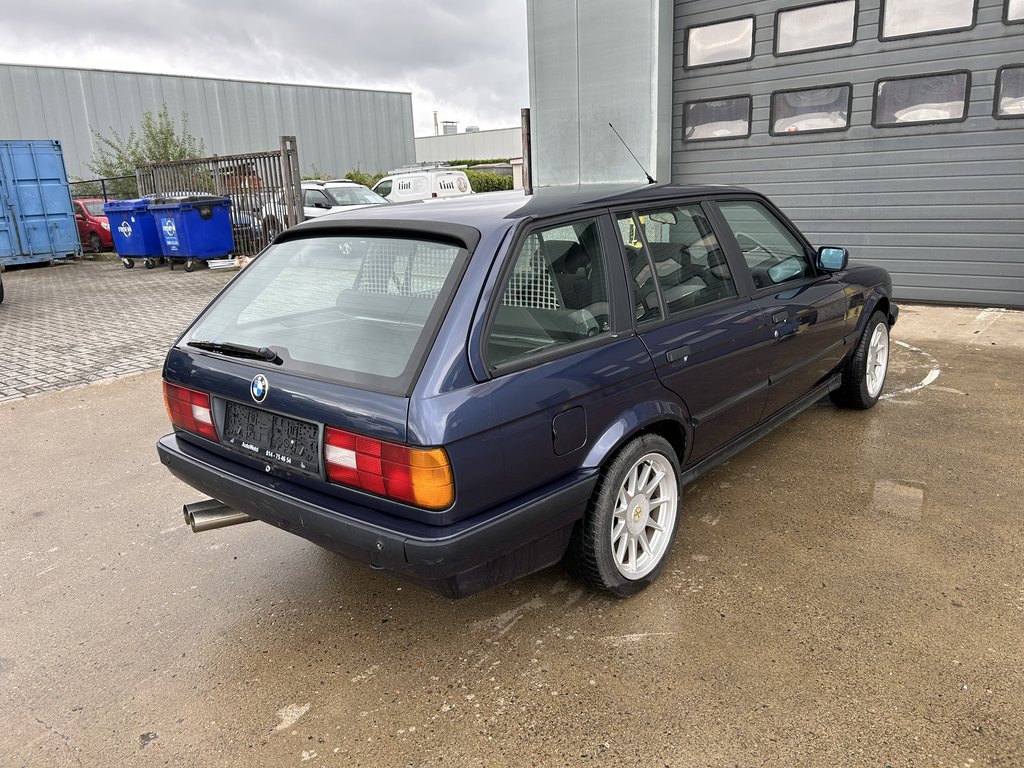 BMW 320i Touring | 1989, foto 4