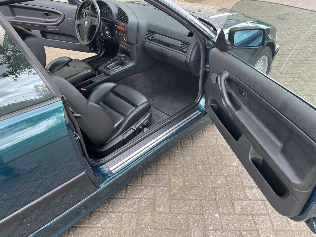 BMW 325i | 1995, foto 10