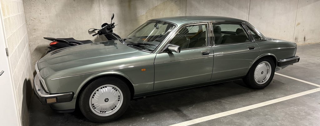 Daimler 4.0 Litre | 1993, foto 4