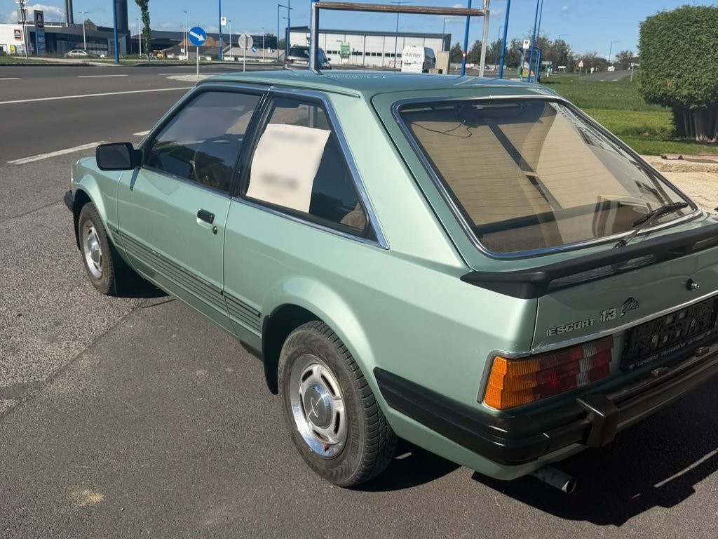 Ford Escort 1.3 Ghia | 1982, foto 7