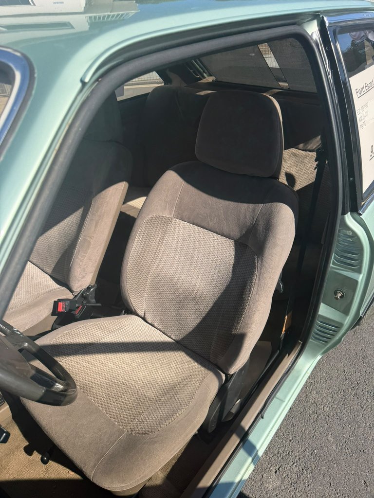 Ford Escort 1.3 Ghia | 1982, foto 9