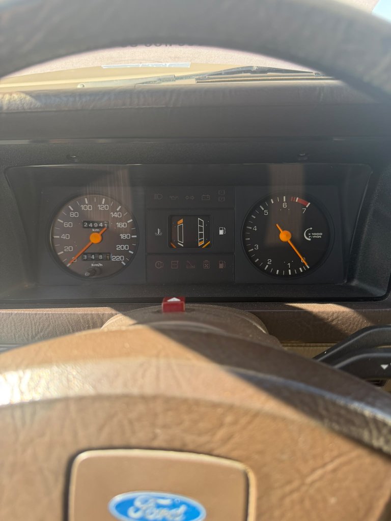 Ford Escort 1.3 Ghia | 1982, foto 10