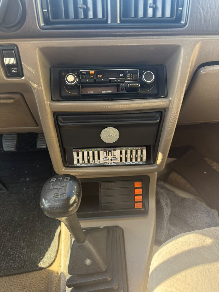 Ford Escort 1.3 Ghia | 1982, foto 11
