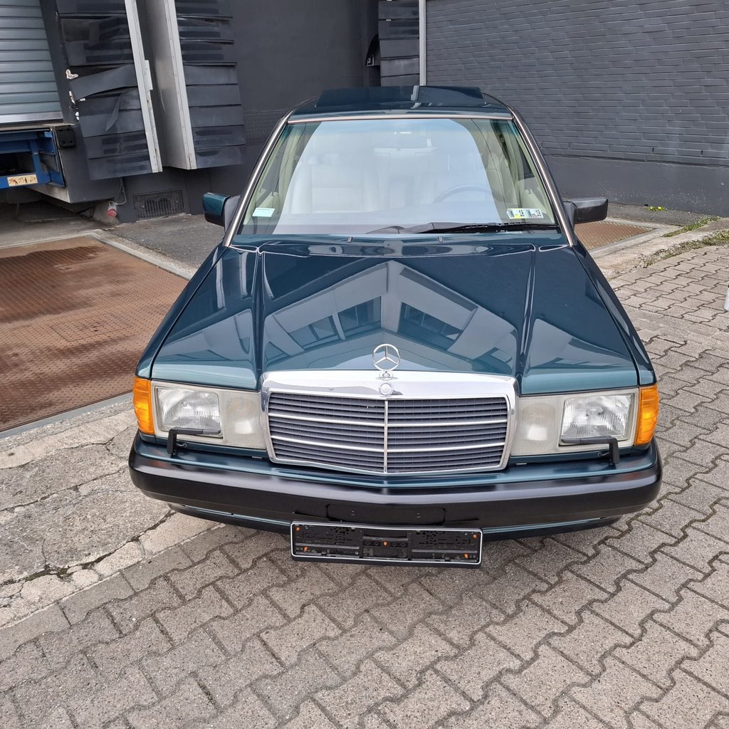 Mercedes-Benz 190 E 2.3 Limited Edition | 1993, foto 3