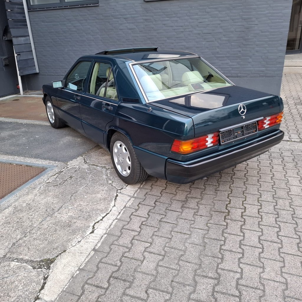 Mercedes-Benz 190 E 2.3 Limited Edition | 1993, foto 7