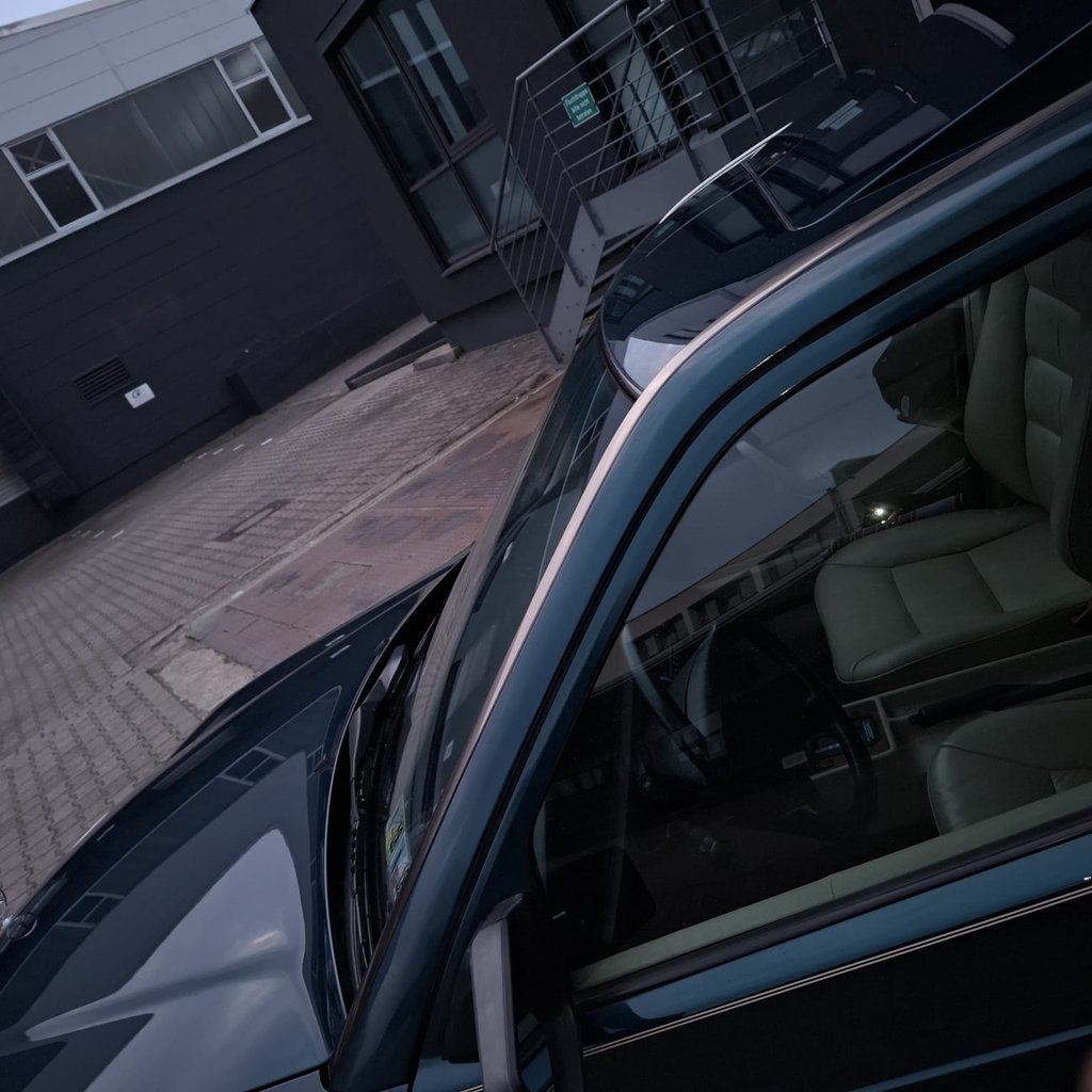 Mercedes-Benz 190 E 2.3 Limited Edition | 1993, foto 9