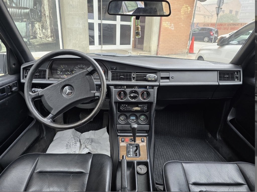 Mercedes-Benz 190 E 2.5-16 | 1989, foto 2