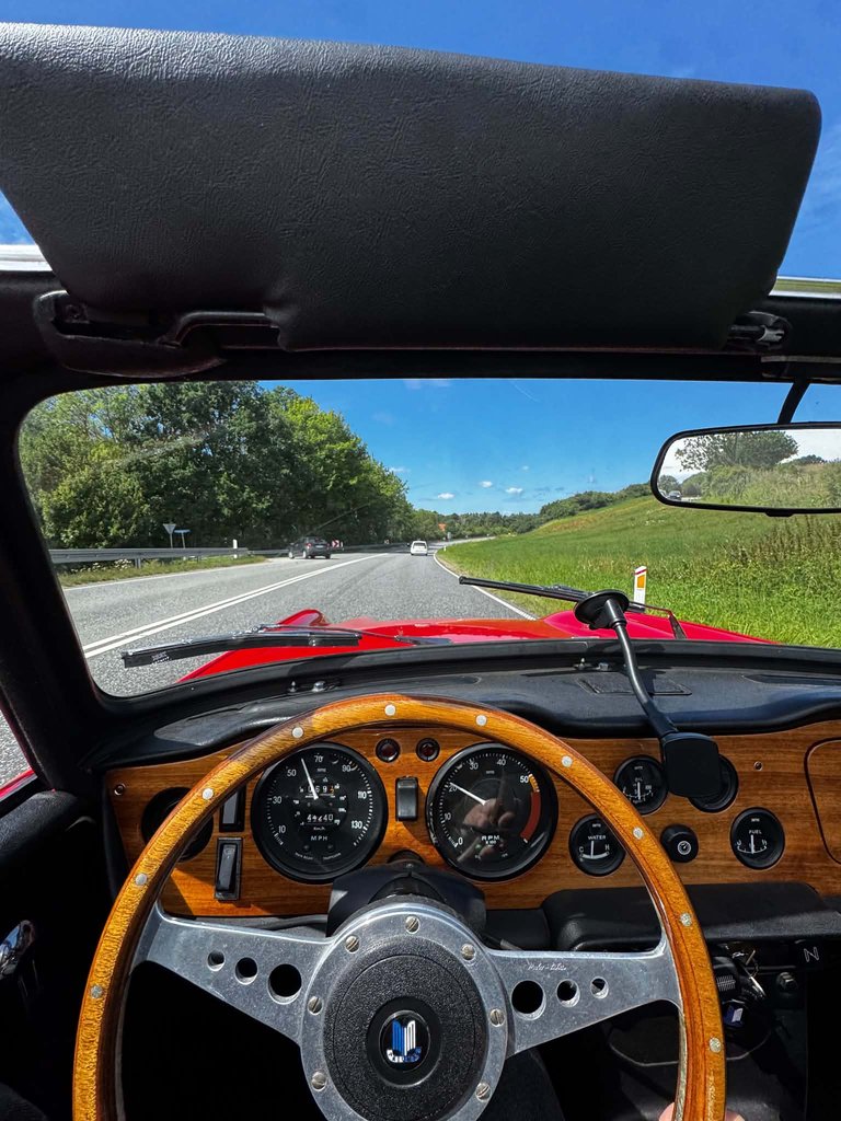 Triumph TR250 | 1968, foto 12