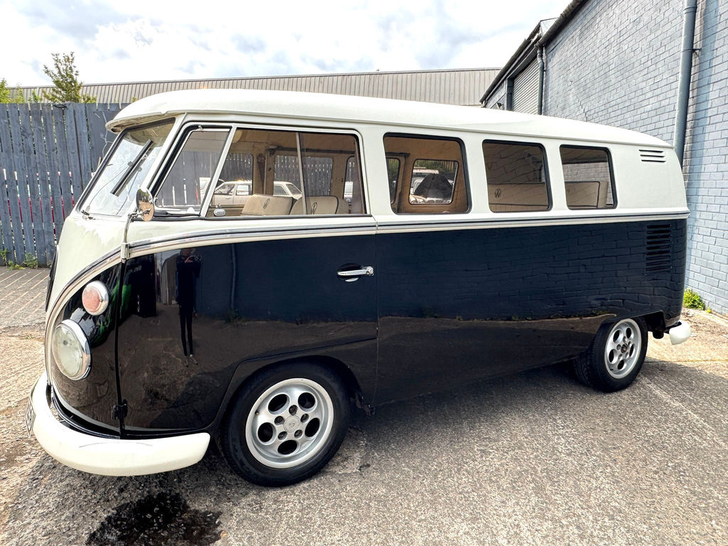 Volkswagen Type 2 Split-Screen Camper Van | 1966, foto 5