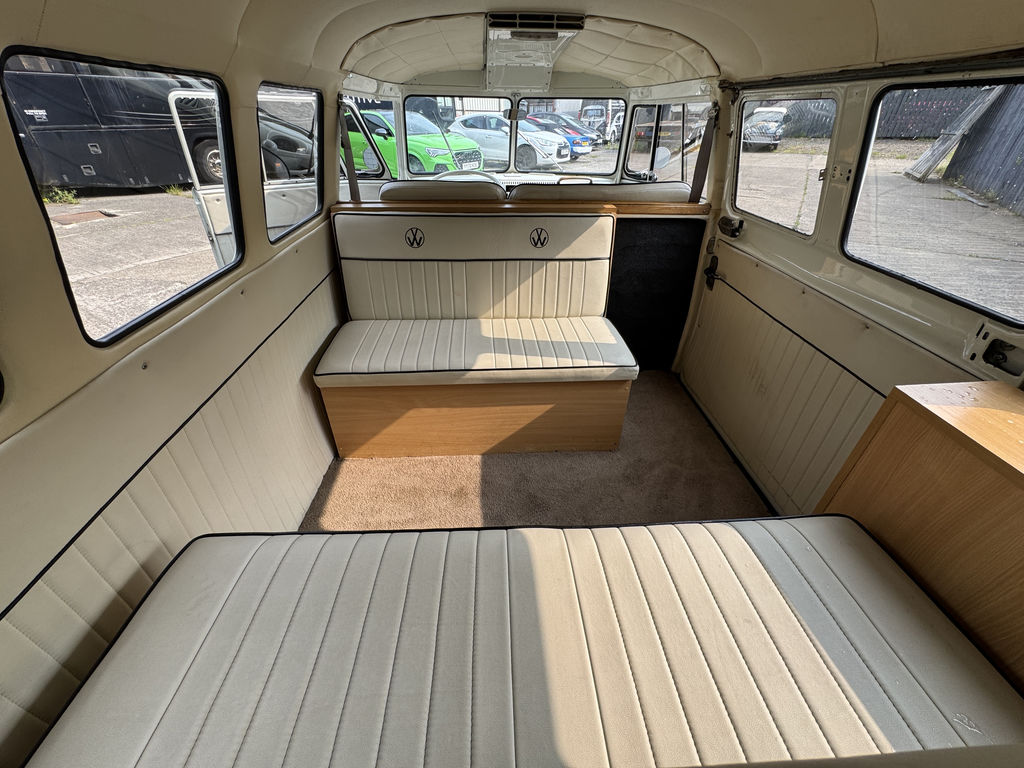 Volkswagen Type 2 Split-Screen Camper Van | 1966, foto 9