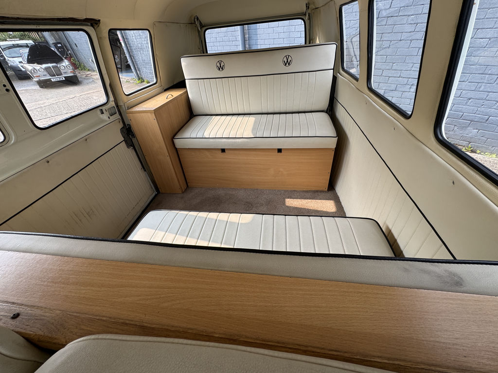 Volkswagen Type 2 Split-Screen Camper Van | 1966, foto 10