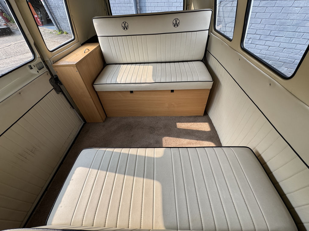 Volkswagen Type 2 Split-Screen Camper Van | 1966, foto 11