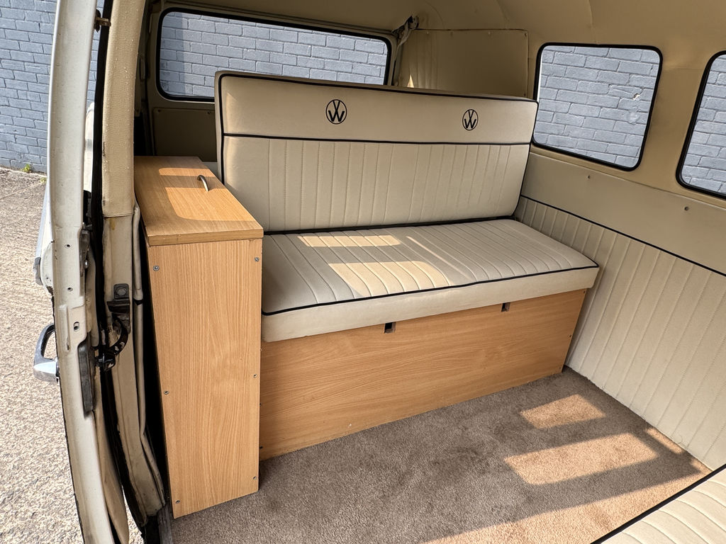 Volkswagen Type 2 Split-Screen Camper Van | 1966, foto 12