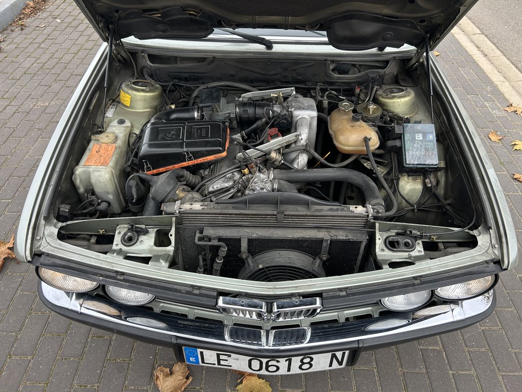 BMW 525i | 1983, foto 11