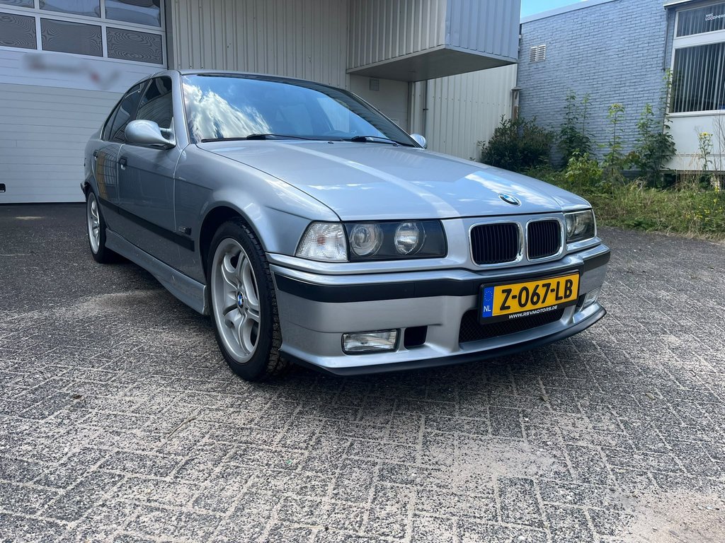 BMW M3 Sedan (E36) | 1996, foto 3