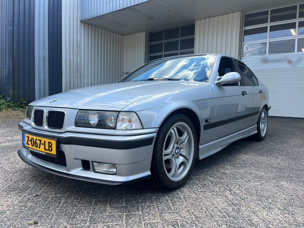 BMW M3 Sedan (E36) | 1996, foto 5