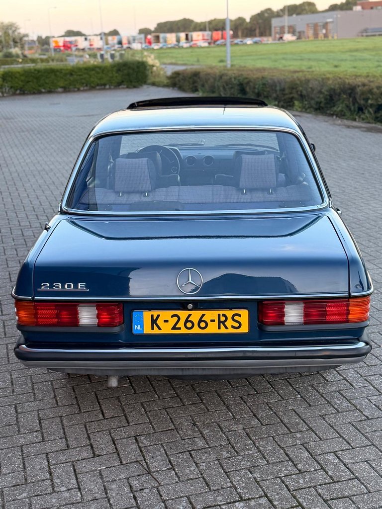 Mercedes-Benz 230 E | 1984, foto 5