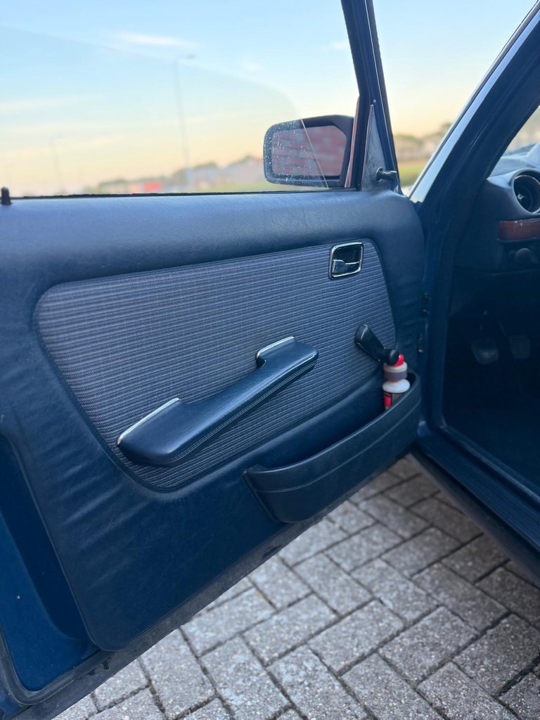 Mercedes-Benz 230 E | 1984, foto 7