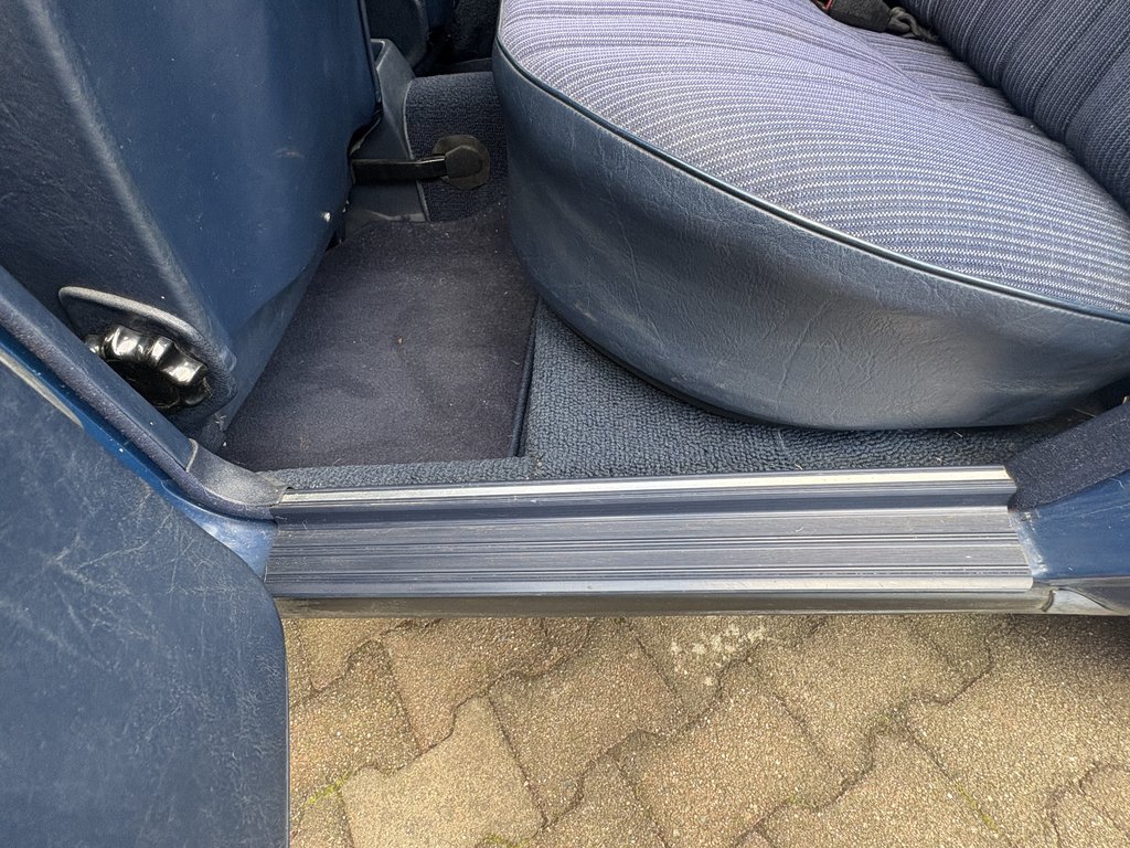 Mercedes-Benz 230 E | 1984, foto 12