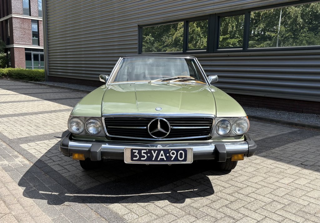 Mercedes-Benz 450 SL, foto 3