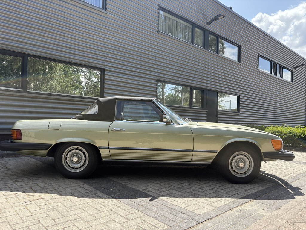 Mercedes-Benz 450 SL, foto 8