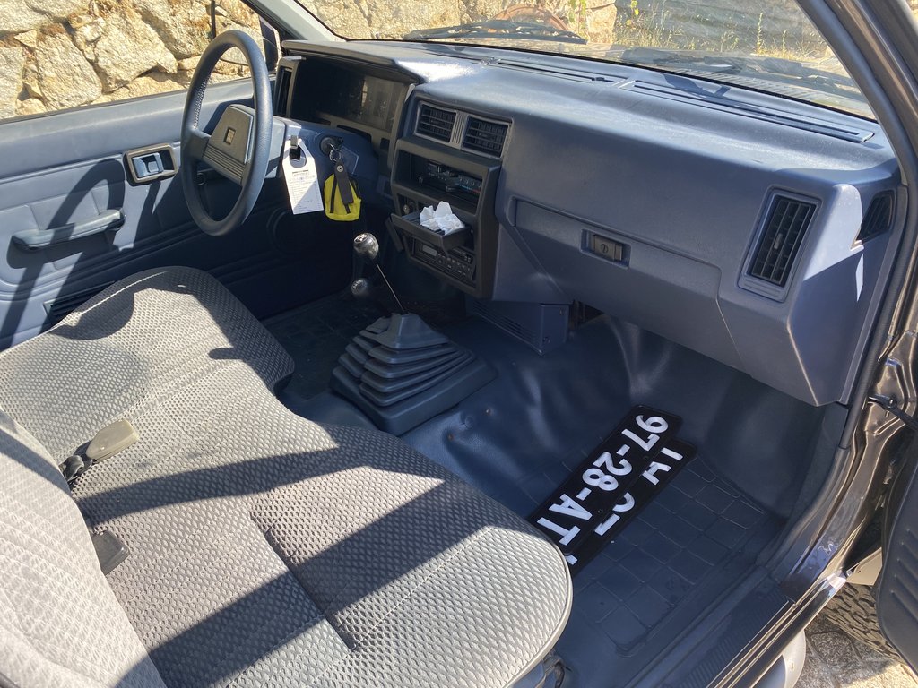 Nissan Pick-Up King Cab 4×4 Country | 1992, foto 2