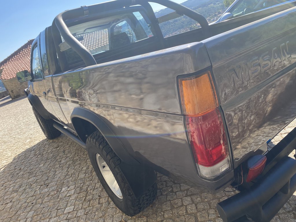 Nissan Pick-Up King Cab 4×4 Country | 1992, foto 4